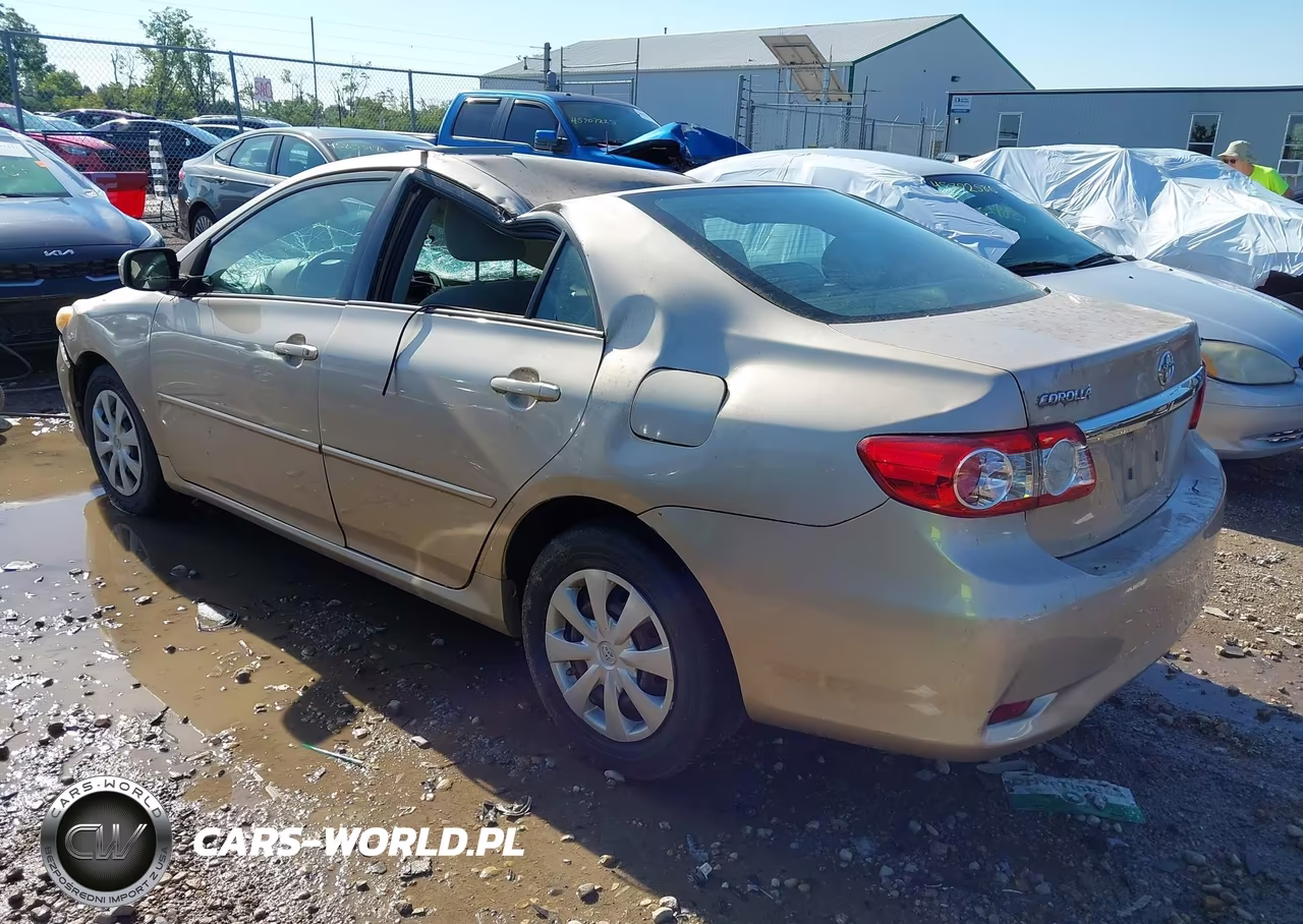2011 Toyota Corolla Le VIN:2T1BU4EEXBC639620 - 3