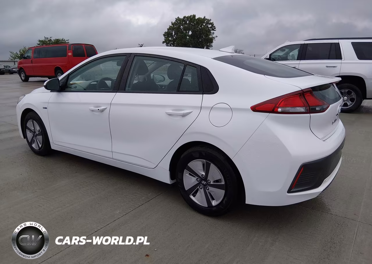 2020 Hyundai Ioniq Hybrid Blue VIN:KMHC65LC0LU233187 - 3
