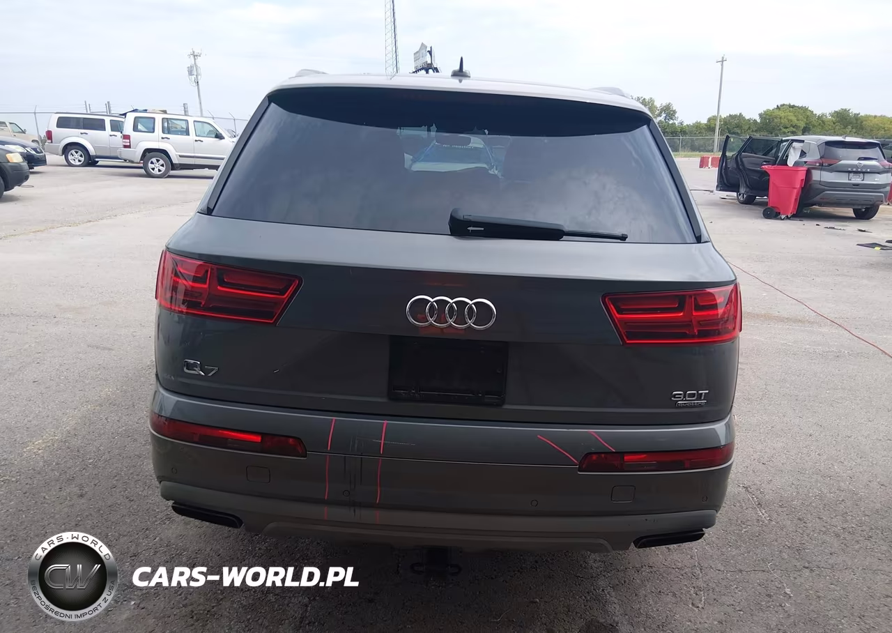 2017 Audi Q7 3.0T Premium VIN:WA1VAAF78HD011341 - 16