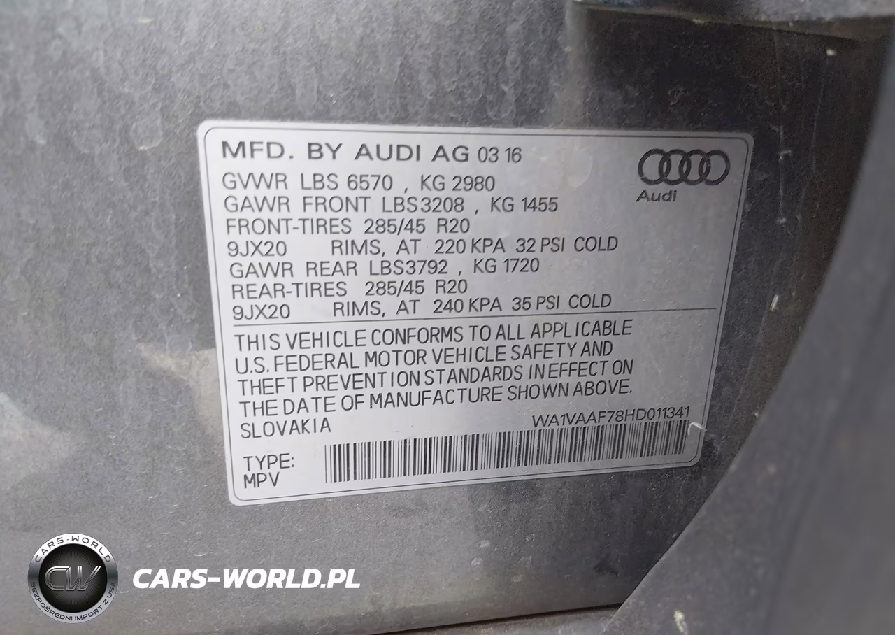 2017 Audi Q7 3.0T Premium VIN:WA1VAAF78HD011341 - 9
