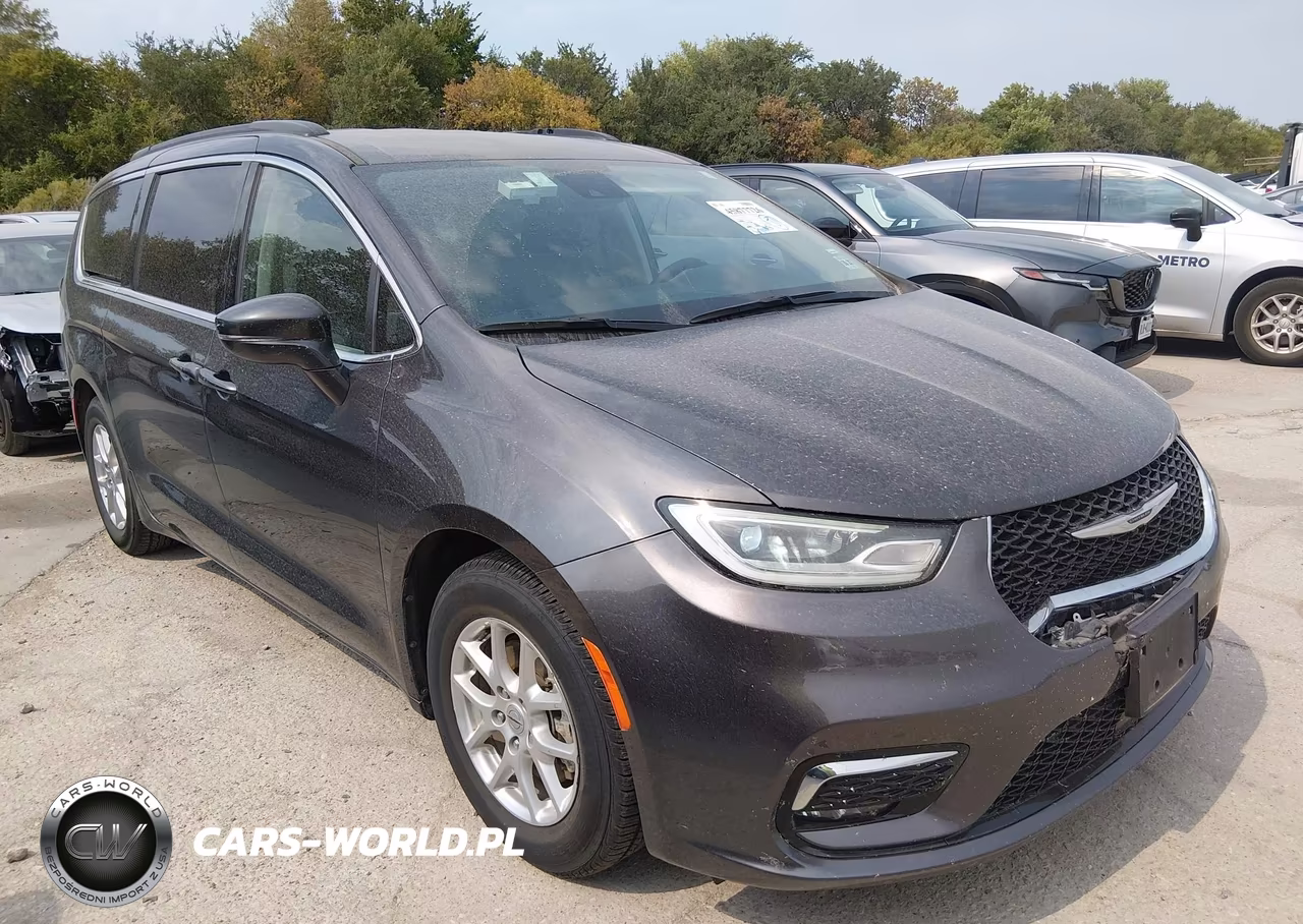 2022 Chrysler Pacifica Touring L