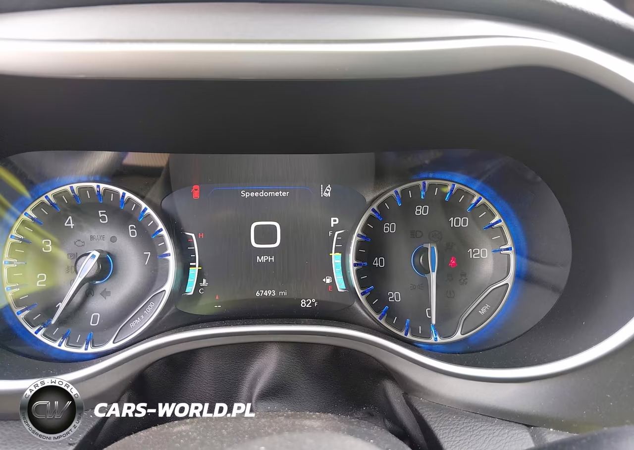 2022 Chrysler Pacifica Touring L VIN:2C4RC1BG0NR215308 - 15