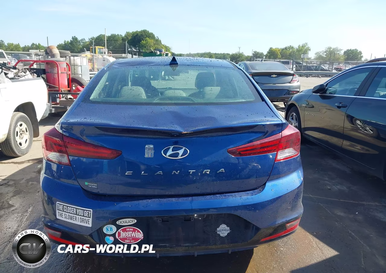2019 Hyundai Elantra Sel VIN:5NPD84LF5KH420960 - 16