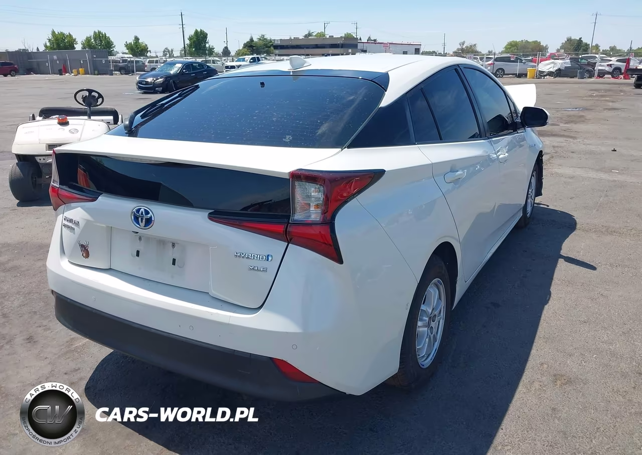 2019 Toyota Prius Xle VIN:JTDL9RFU0K3011650 - 4