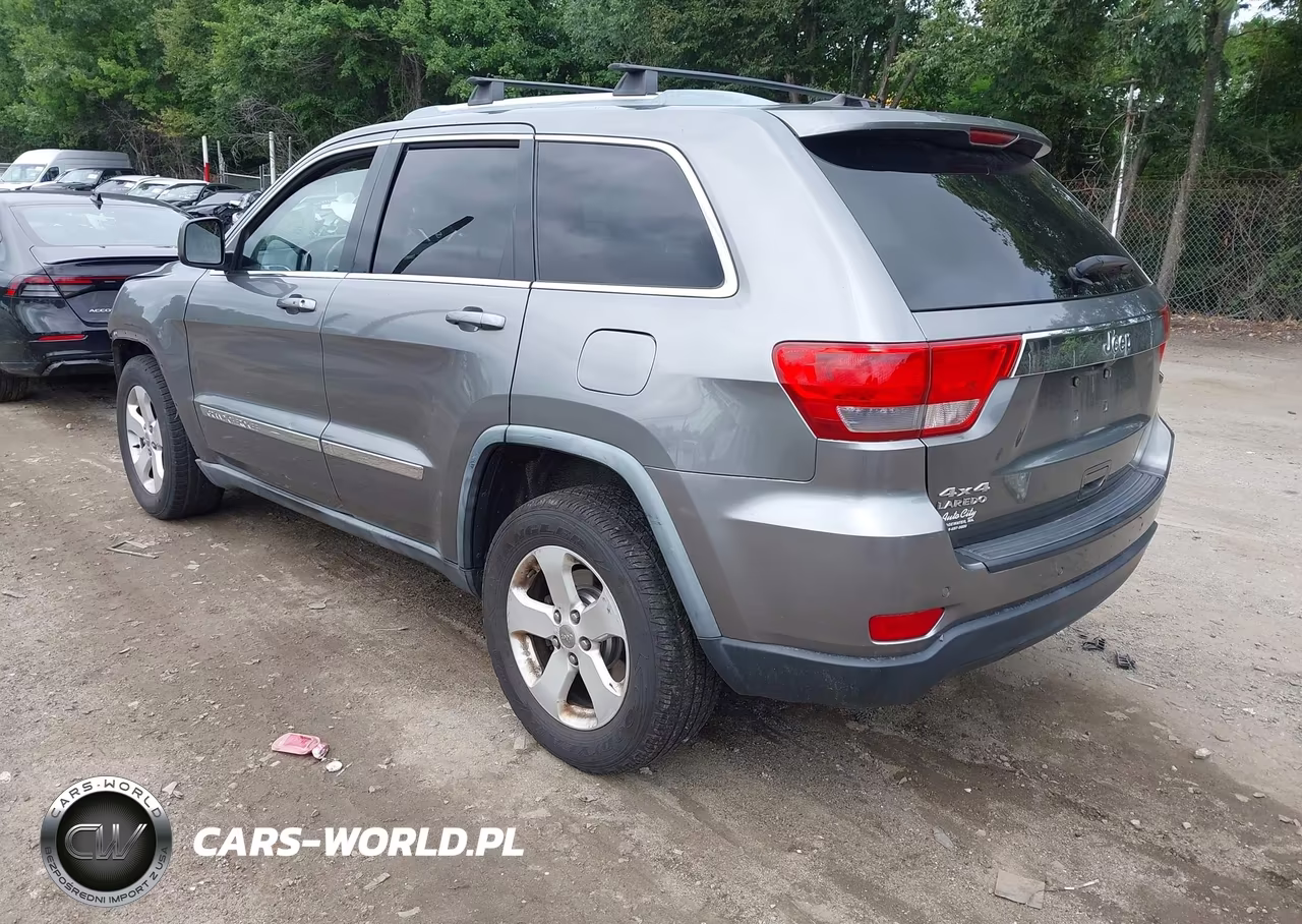 2012 Jeep Grand Cherokee Laredo VIN:1C4RJFAG7CC156655 - 3