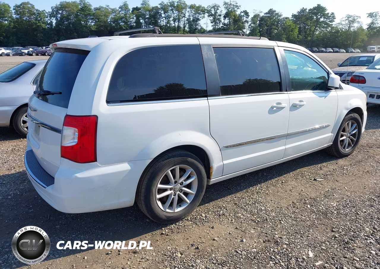 2014 Chrysler Town & Country Touring VIN:2C4RC1BGXER455045 - 4