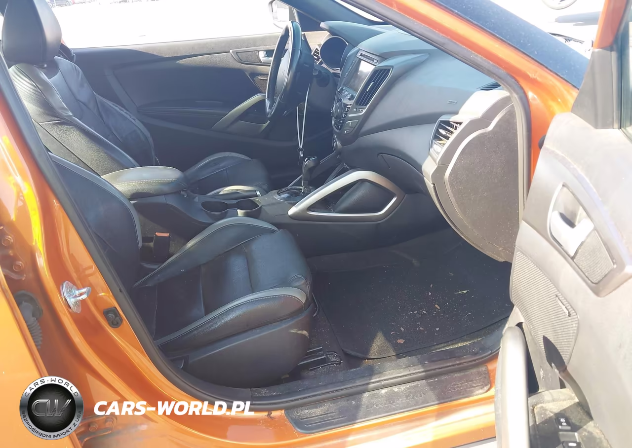 2016 Hyundai Veloster Turbo VIN:KMHTC6AE3GU264863 - 5