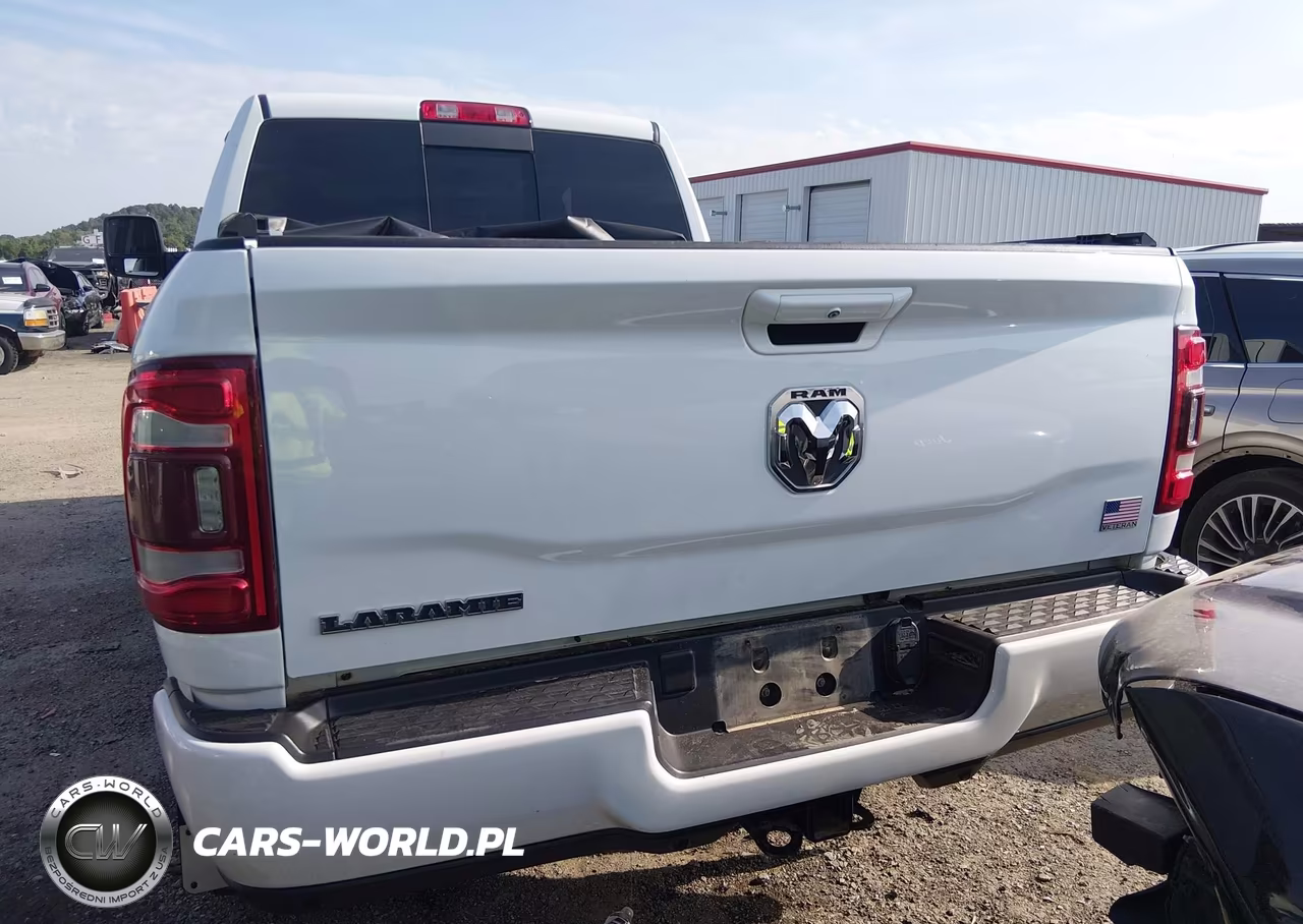 2024 Ram 2500 Laramie 4X4 6'4 Box VIN:3C6UR5FL1RG195984 - 16
