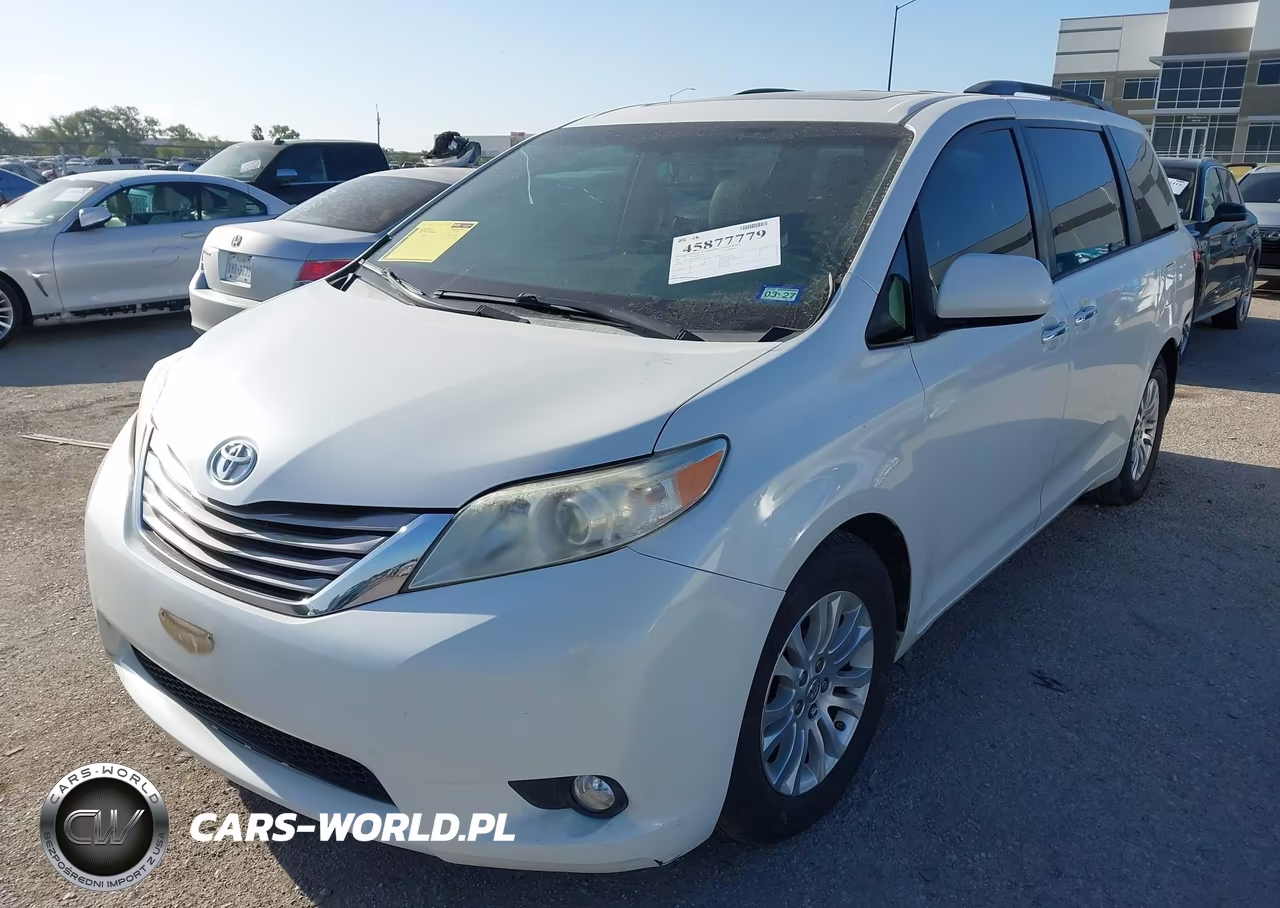 2015 Toyota Sienna Xle 8 Passenger VIN:5TDYK3DC9FS677718 - 2