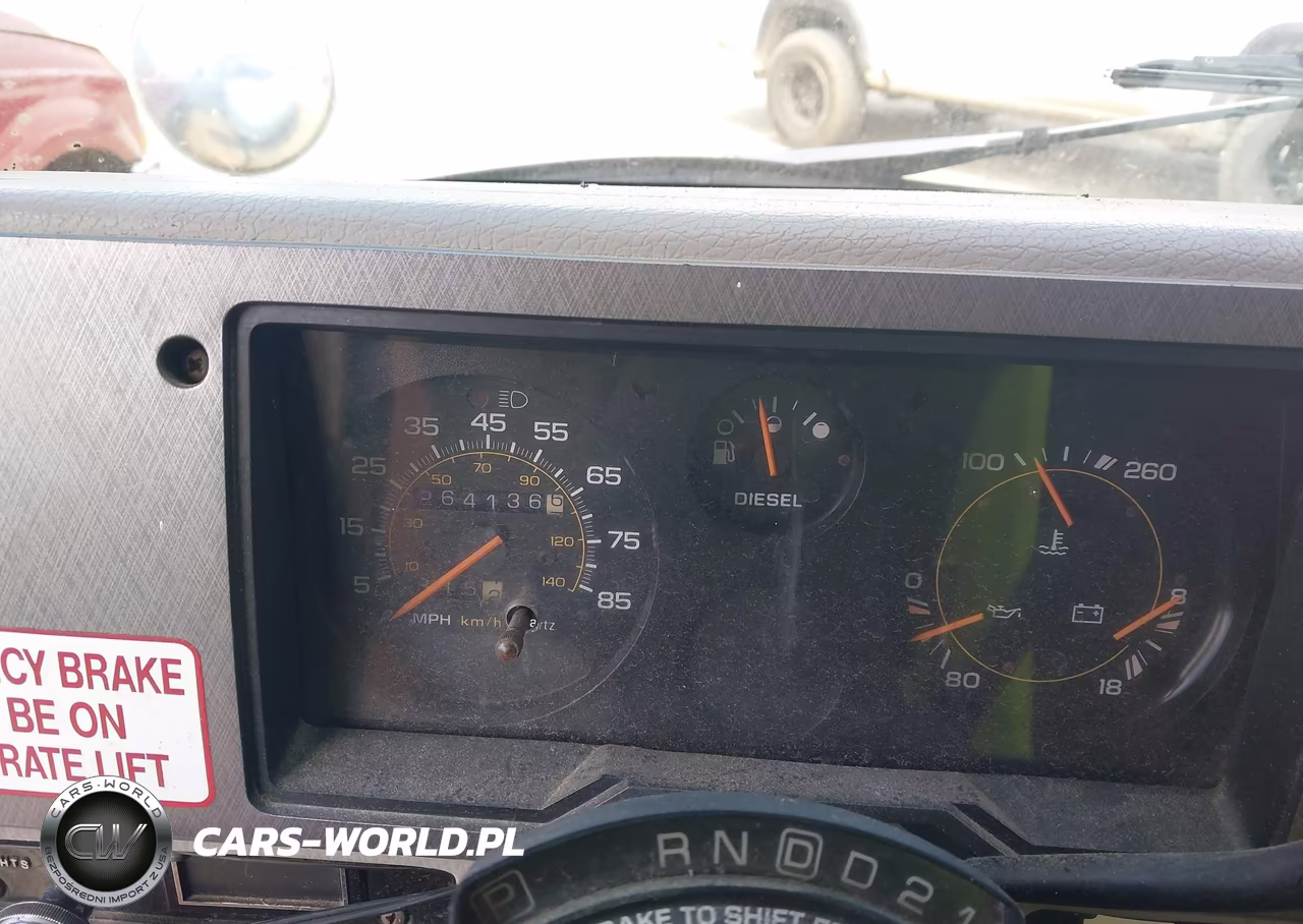 1993 GMC Cutaway Van G3500 VIN:2GDHG31J4P4504793 - 5
