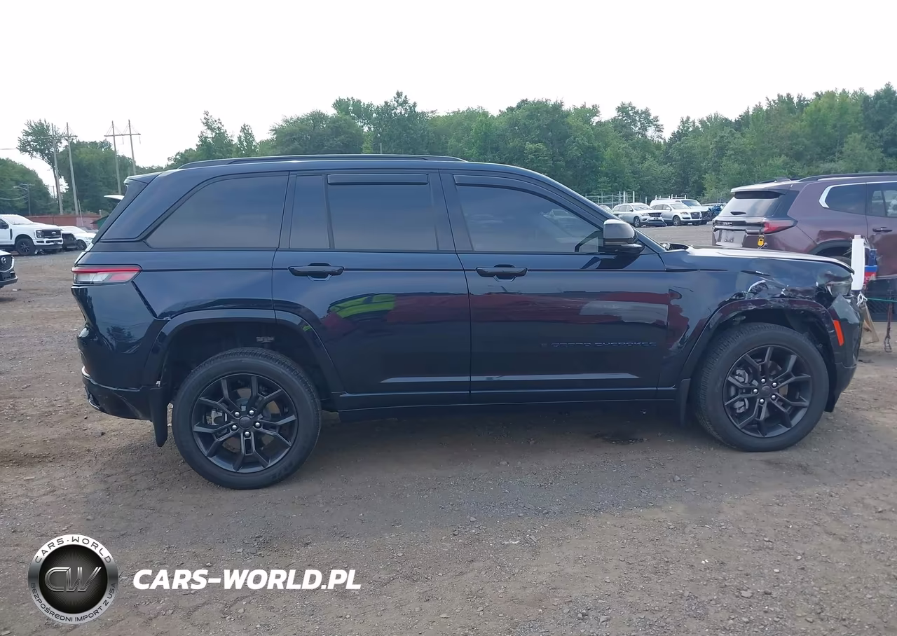 2023 Jeep Grand Cherokee 4Xe 30Th Anniversary VIN:1C4RJYB60P8892461 - 13