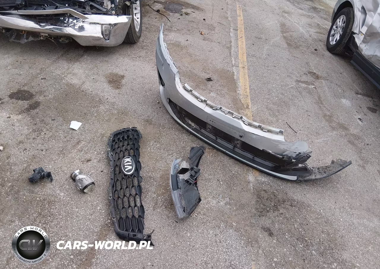 2019 Kia Sorento 3.3L S VIN:5XYPGDA5XKG583606 - 12