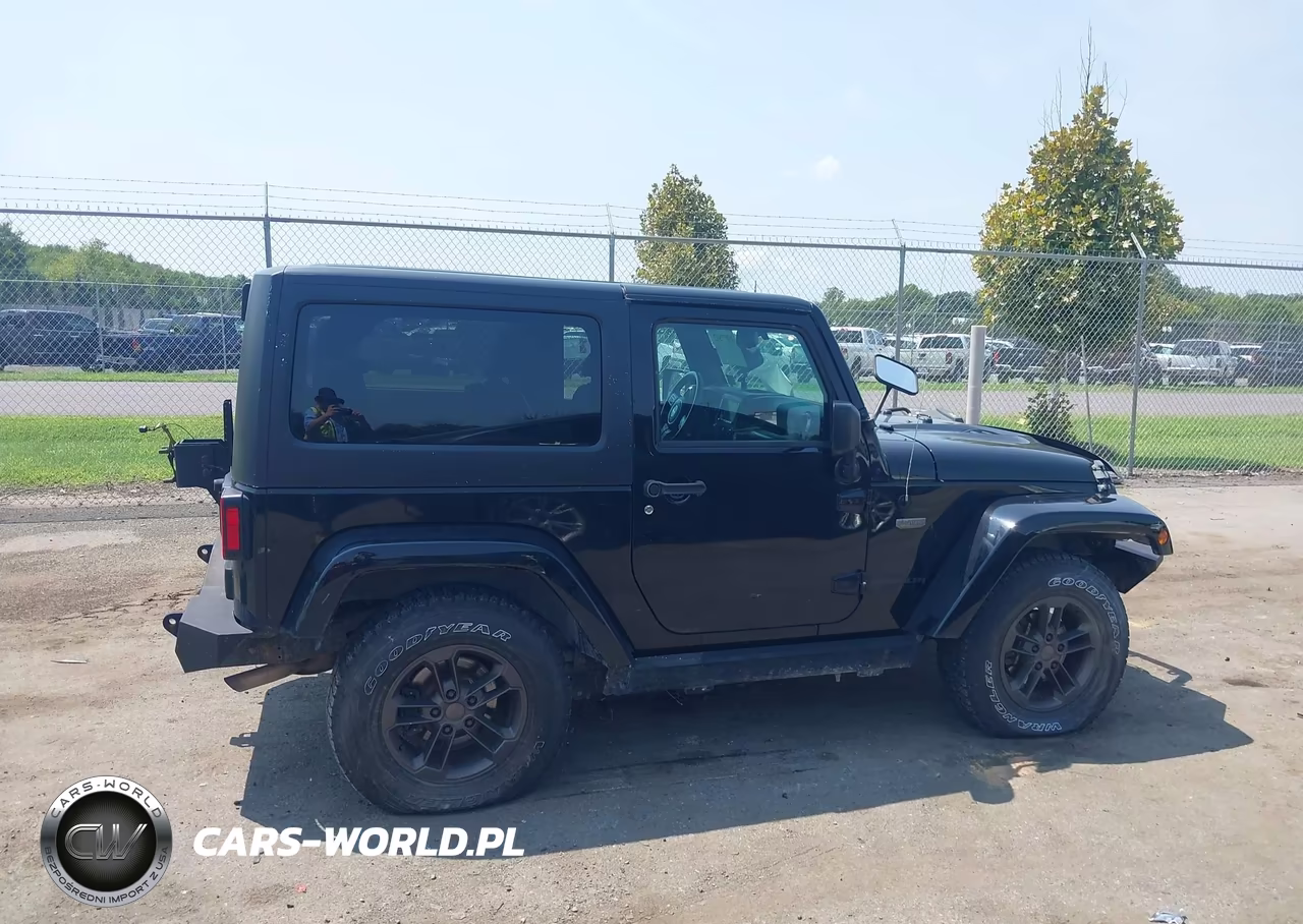 2016 Jeep Wrangler 75Th Anniversary VIN:1C4GJWBG5GL278829 - 13