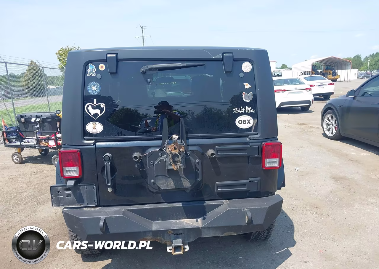 2016 Jeep Wrangler 75Th Anniversary VIN:1C4GJWBG5GL278829 - 16