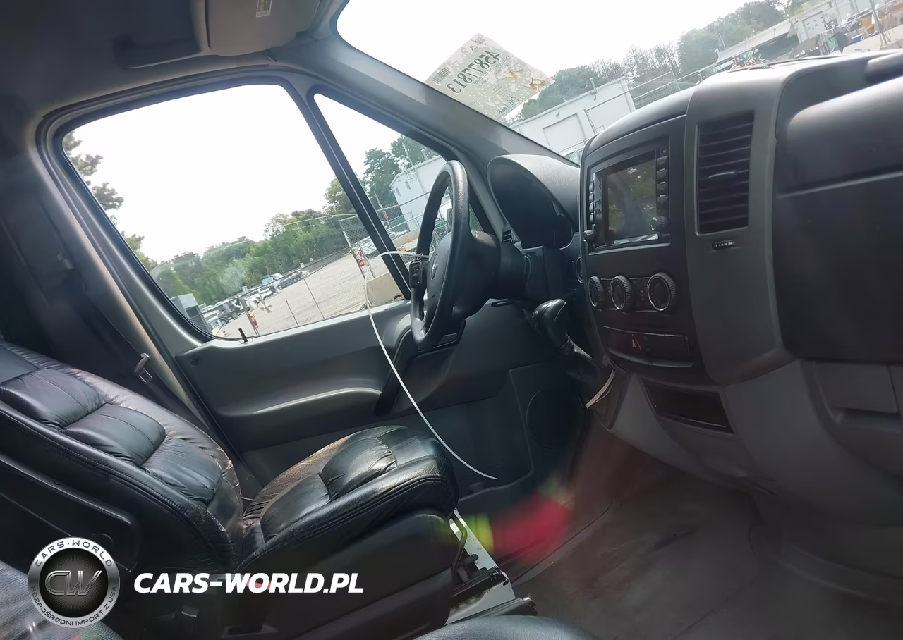 2007 Freightliner Sprinter 2500 VIN:WDRPE745775184882 - 5