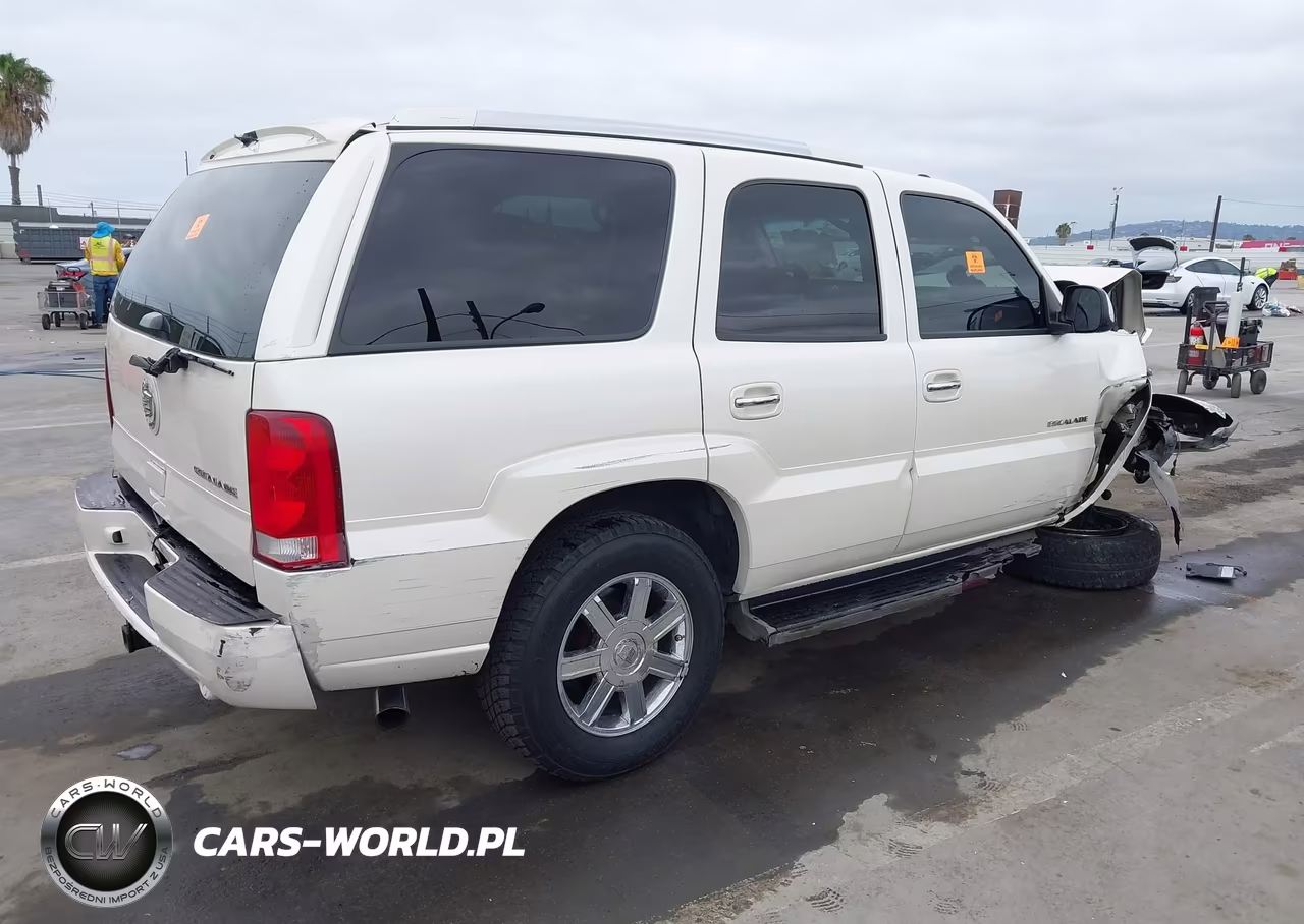 2005 Cadillac Escalade Standard VIN:1GYEK63N35R139739 - 4
