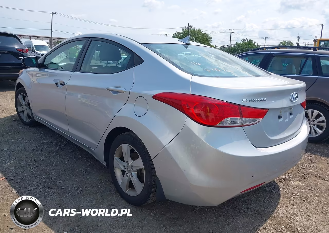 2013 Hyundai Elantra Gls VIN:KMHDH4AE9DU985999 - 3