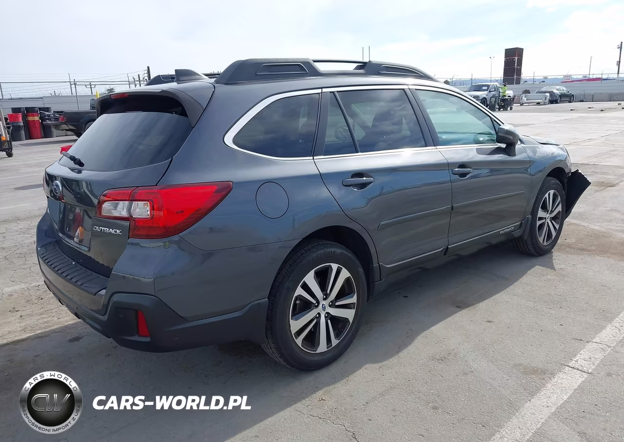 2018 Subaru Outback 2.5I Limited VIN:4S4BSANCXJ3344054 - 4