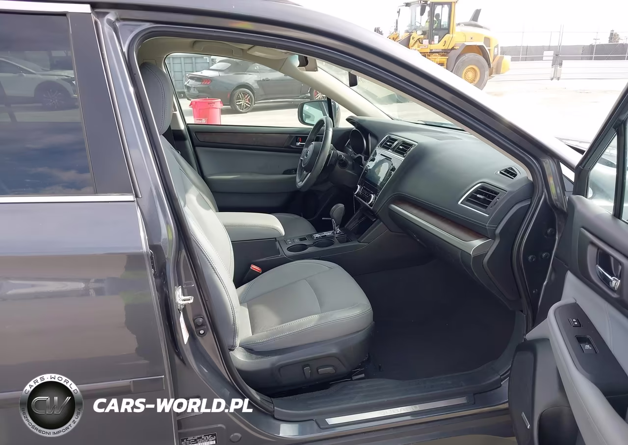 2018 Subaru Outback 2.5I Limited VIN:4S4BSANCXJ3344054 - 5