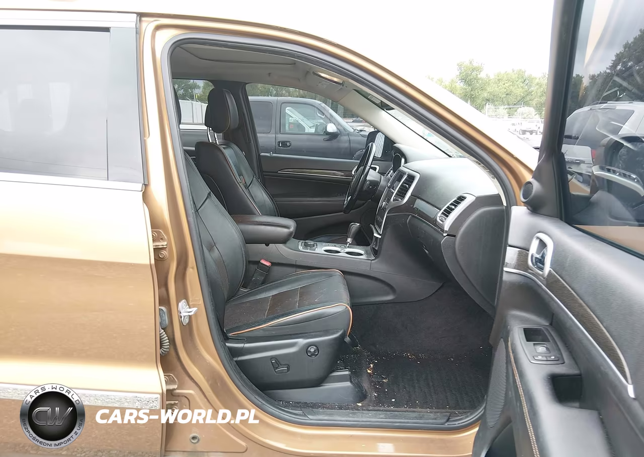 2011 Jeep Grand Cherokee Laredo VIN:1J4RR4GT4BC646366 - 5
