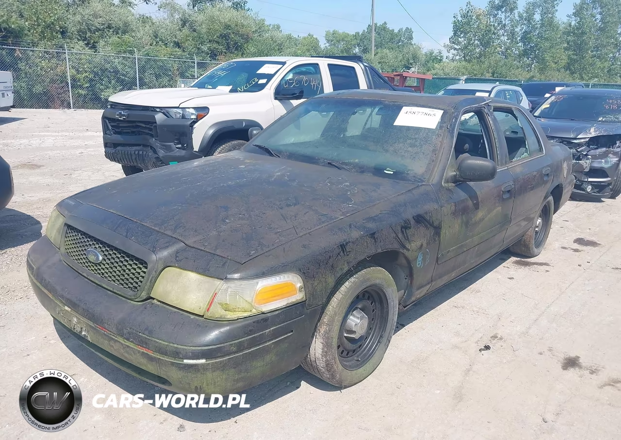 2002 Ford Police Interceptor Police-Police Prep Pkg-Street Appear Base-Street Appear Police Prep-Street Appear Wiring Prep VIN:2FAFP71W62X105668 - 2
