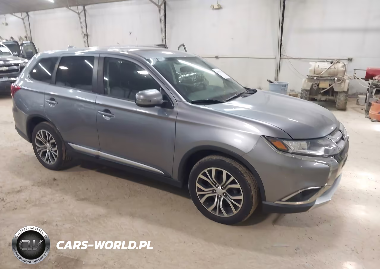 2017 Mitsubishi Outlander Se – zdjęcie 1 z 18