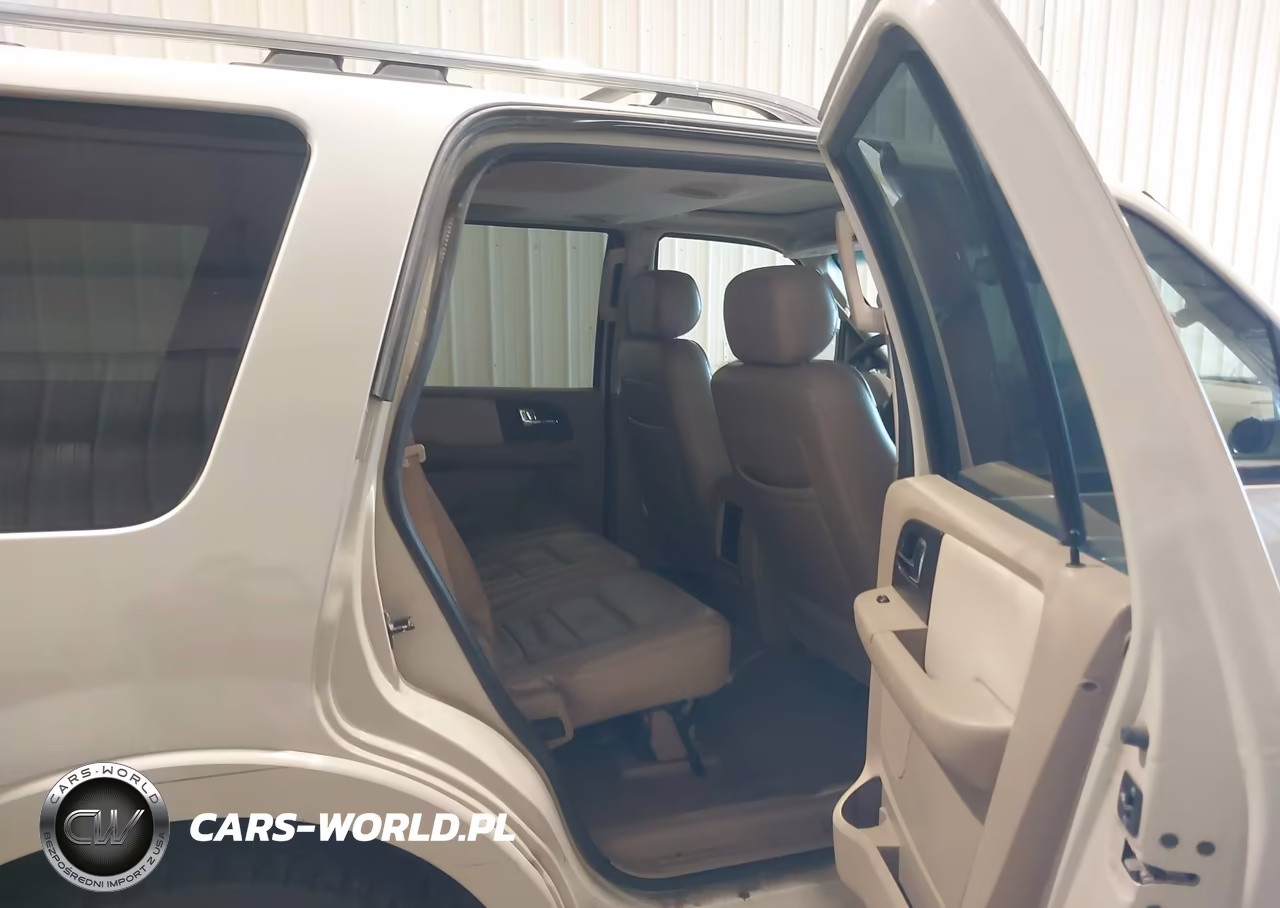 2005 Ford Expedition Limited VIN:1FMFU20575LA80565 - 8