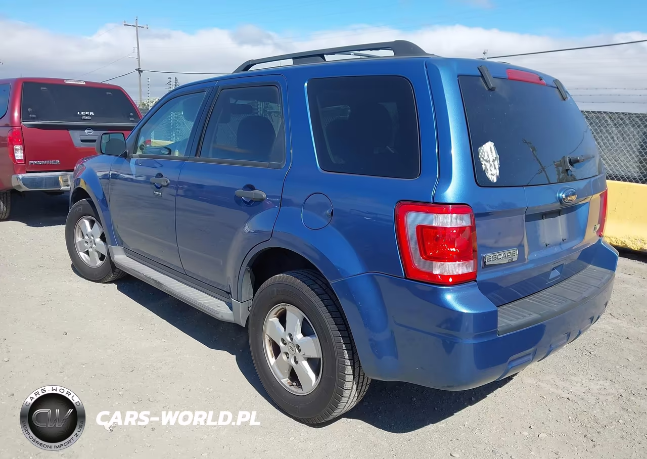 2010 Ford Escape Xlt VIN:1FMCU0DG6AKD27562 - 3