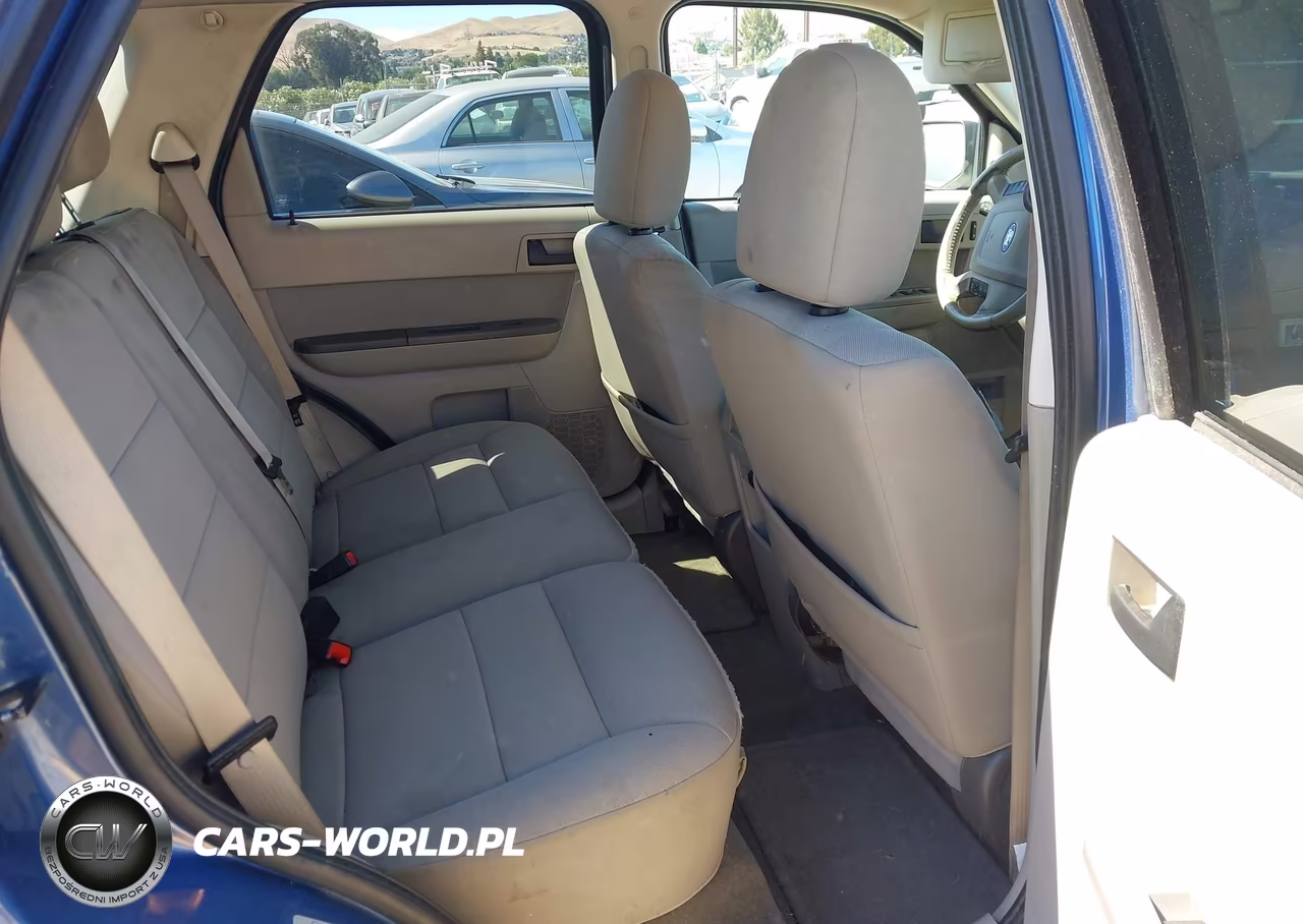 2010 Ford Escape Xlt VIN:1FMCU0DG6AKD27562 - 8