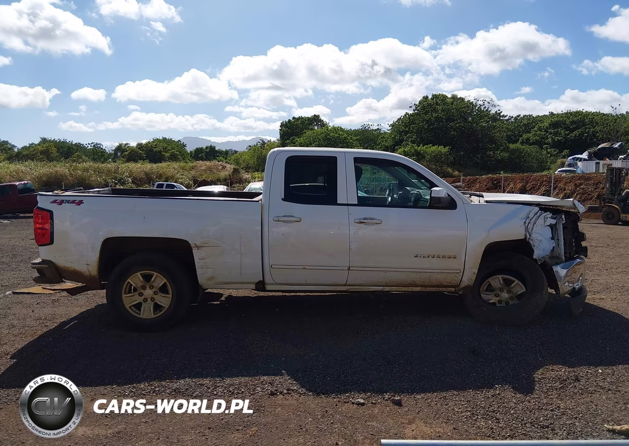 2018 Chevrolet Silverado 1500 1Lt VIN:1GCVKREH5JZ152372 - 13