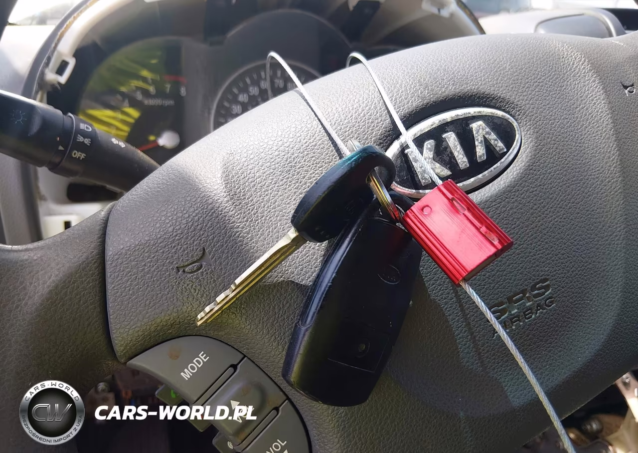 2012 Kia Sedona Lx VIN:KNDMG4C7XC6474665 - 11