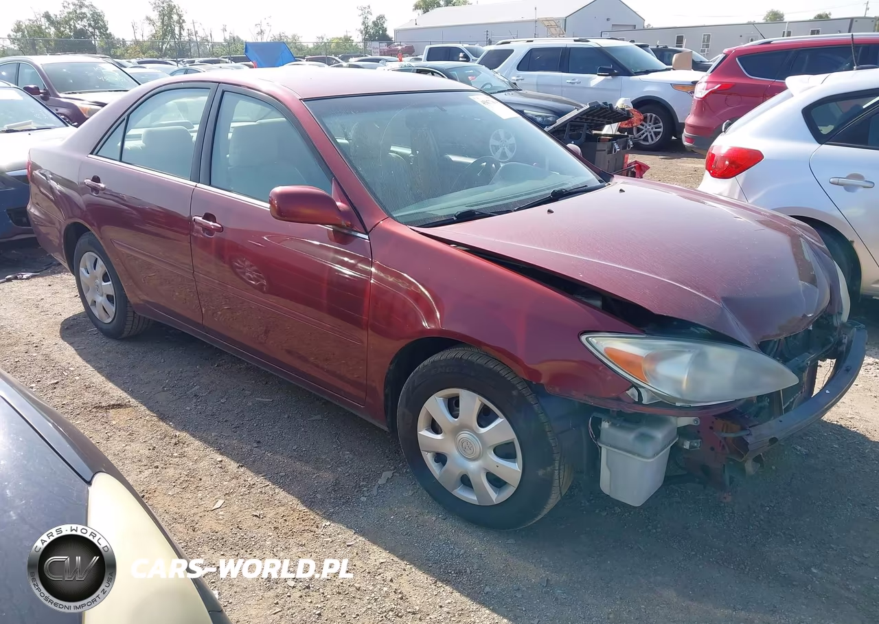 2004 Toyota Camry Le – zdjęcie 1 z 14