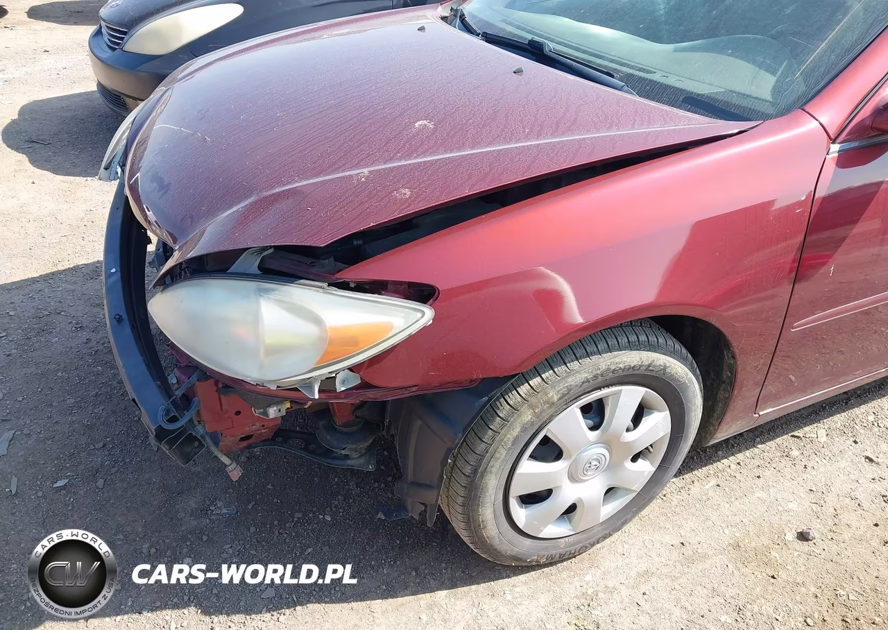 2004 Toyota Camry Le VIN:4T1BE32K54U354553 - 14
