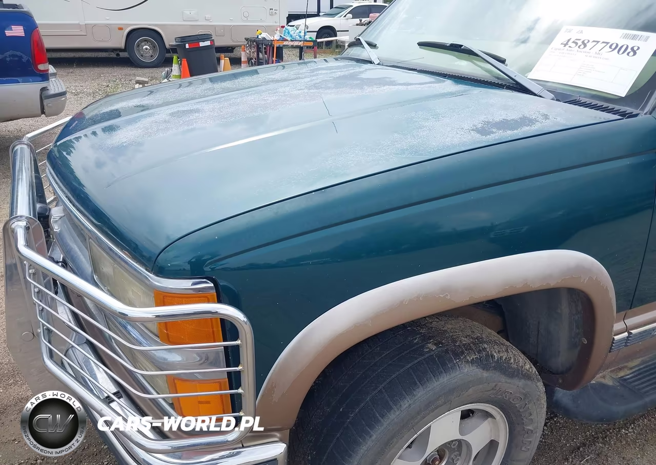 1998 Chevrolet Suburban 1500 VIN:1GNFK16R6WJ325715 - 6