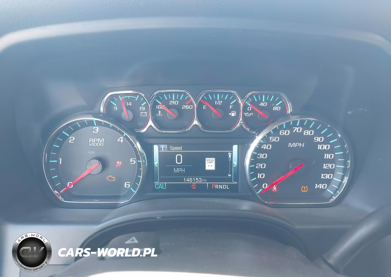 2018 Chevrolet Silverado 1500 1Lt VIN:3GCUKREC6JG159931 - 7