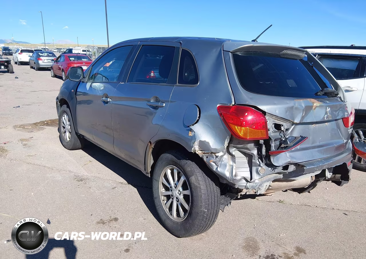 2011 Mitsubishi Outlander Sport Es VIN:JA4AP3AUXBZ001006 - 3