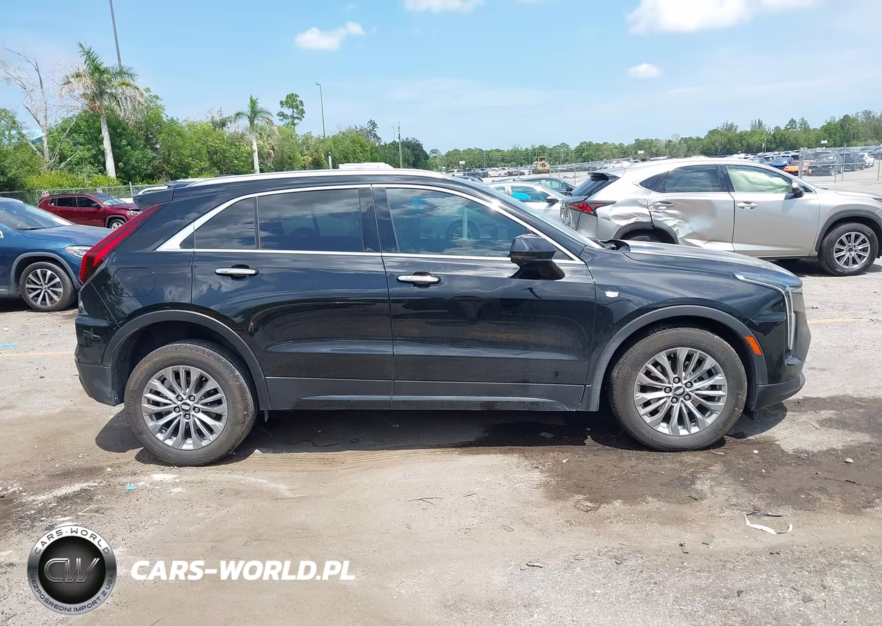 2025 Cadillac Xt4 Fwd Premium Luxury VIN:1GYFZCR48SF160421 - 13