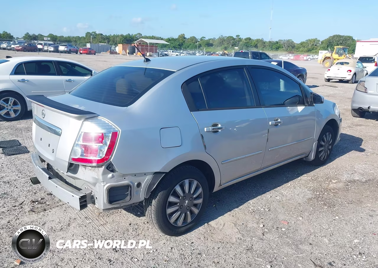 2011 Nissan Sentra 2.0 VIN:3N1AB6AP1BL622354 - 4
