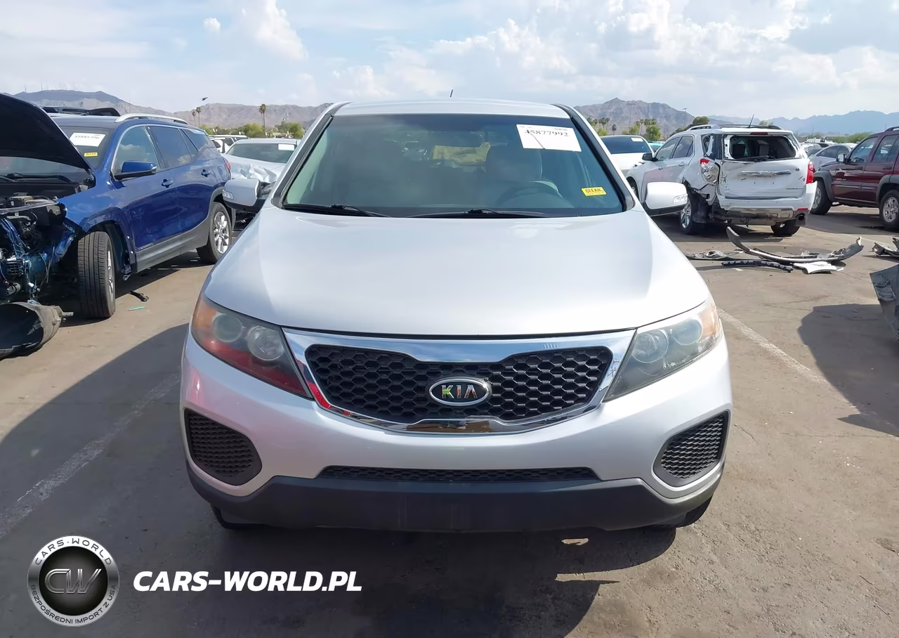 2011 Kia Sorento Lx VIN:5XYKT3A16BG001708 - 13