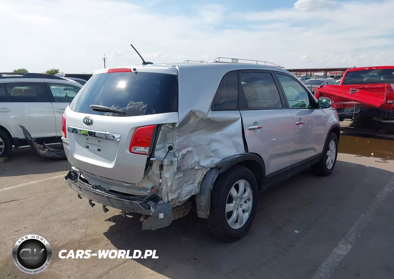 2011 Kia Sorento Lx VIN:5XYKT3A16BG001708 - 6
