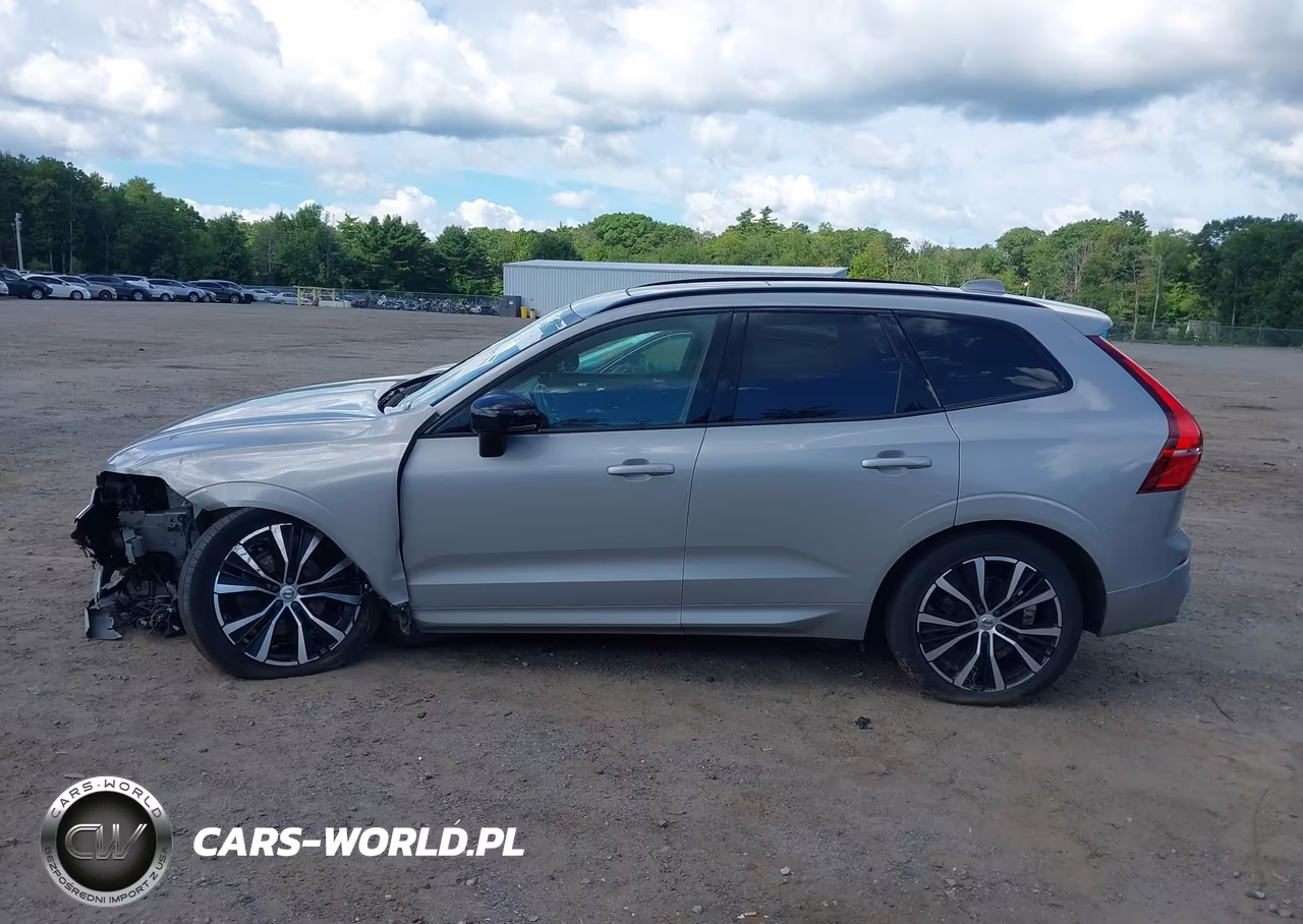 2023 Volvo Xc60 B5 Plus Dark Theme VIN:YV4L12RWXP1336320 - 14