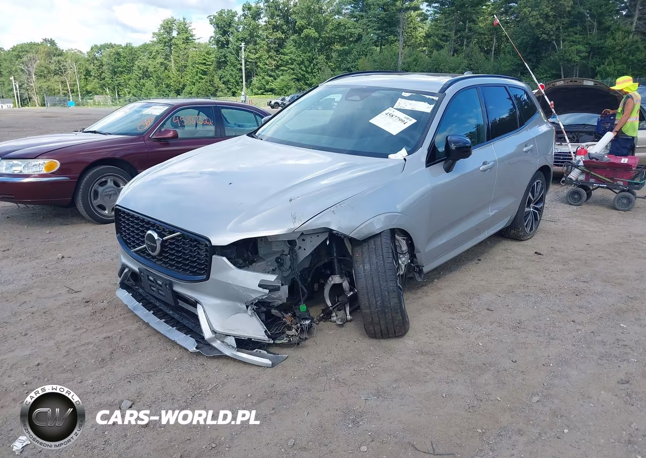2023 Volvo Xc60 B5 Plus Dark Theme VIN:YV4L12RWXP1336320 - 2
