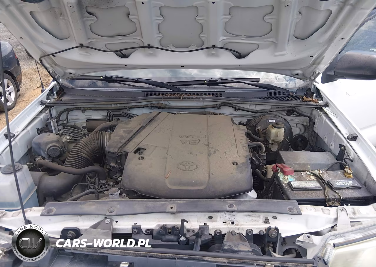 2015 Toyota Tacoma Prerunner V6 VIN:5TFJU4GN5FX082664 - 10