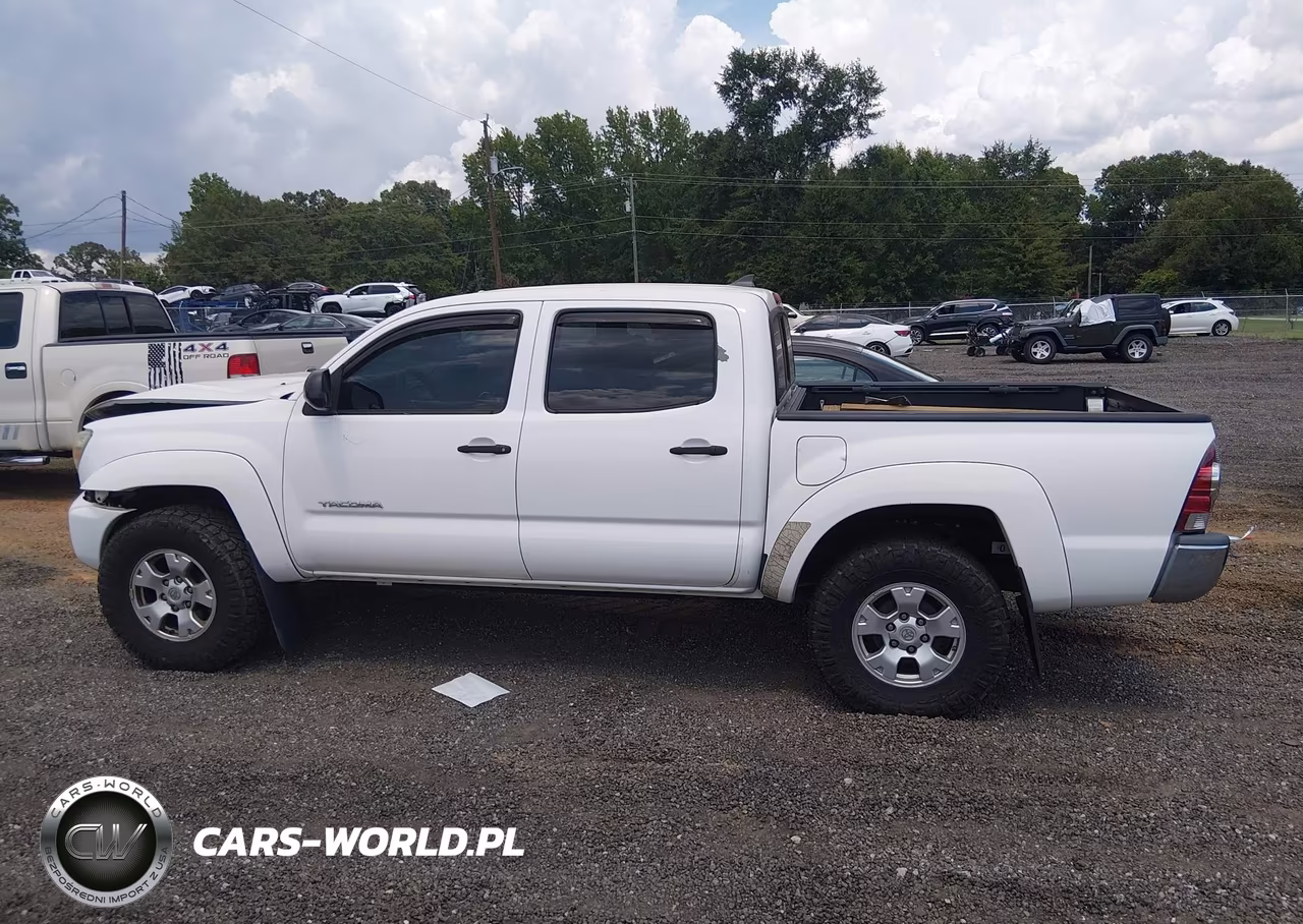 2015 Toyota Tacoma Prerunner V6 VIN:5TFJU4GN5FX082664 - 15