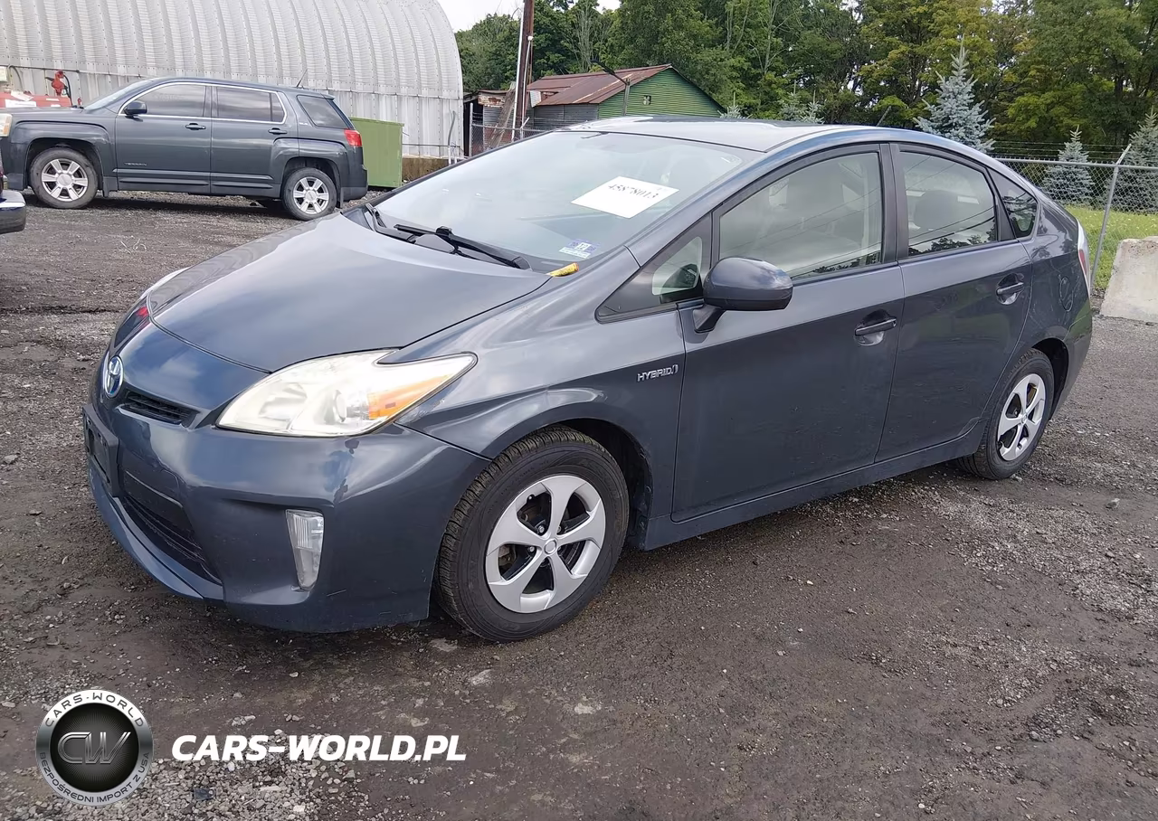 2013 Toyota Prius Two VIN:JTDKN3DUXD1720639 - 2
