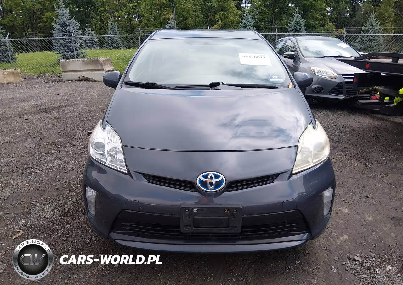 2013 Toyota Prius Two VIN:JTDKN3DUXD1720639 - 6