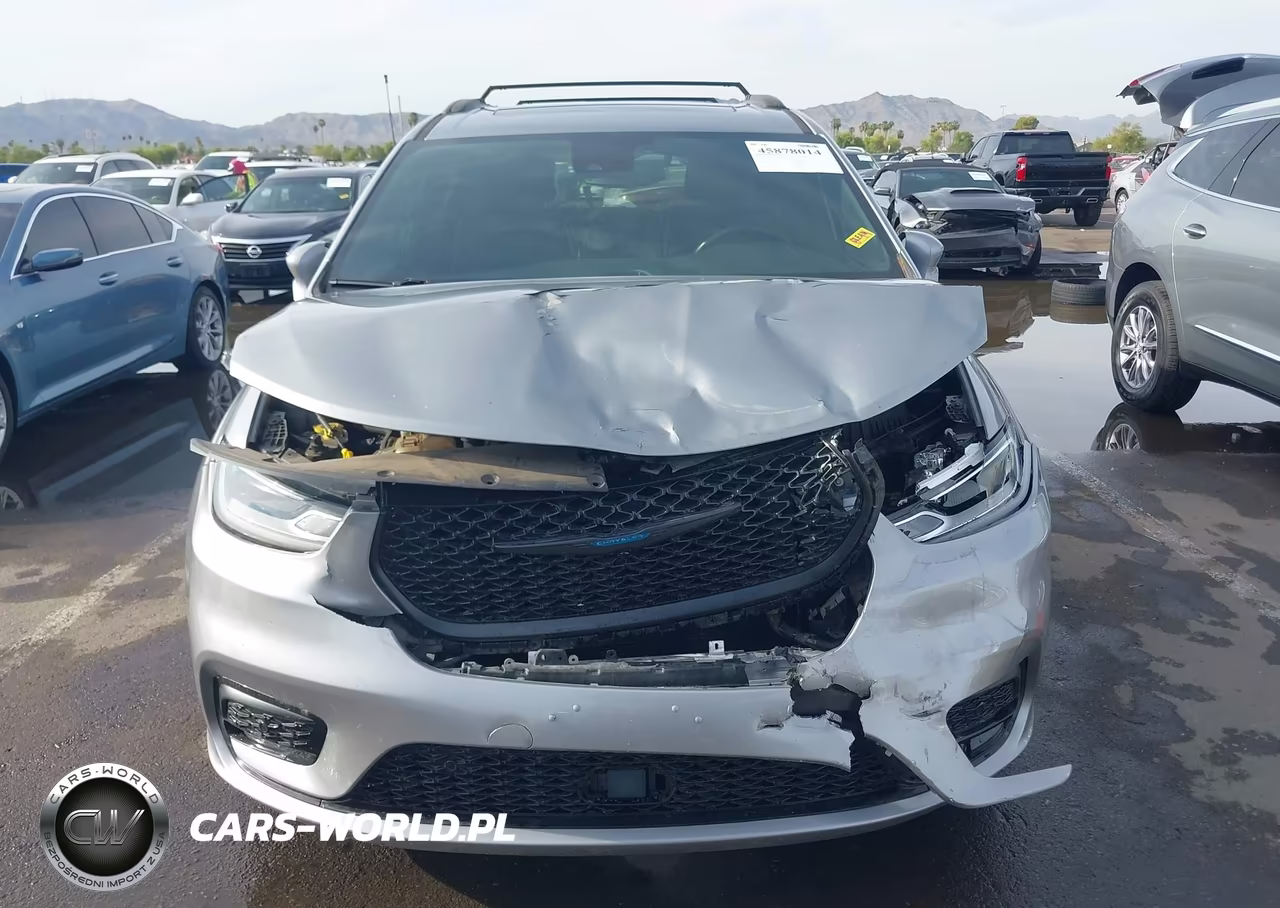 2021 Chrysler Pacifica Hybrid Limited VIN:2C4RC1S77MR540424 - 12