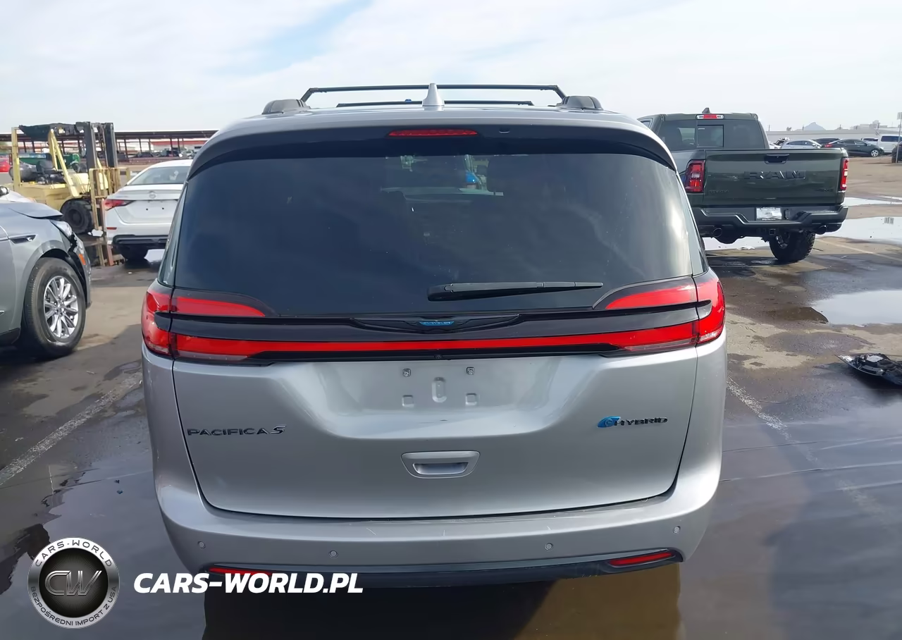 2021 Chrysler Pacifica Hybrid Limited VIN:2C4RC1S77MR540424 - 16