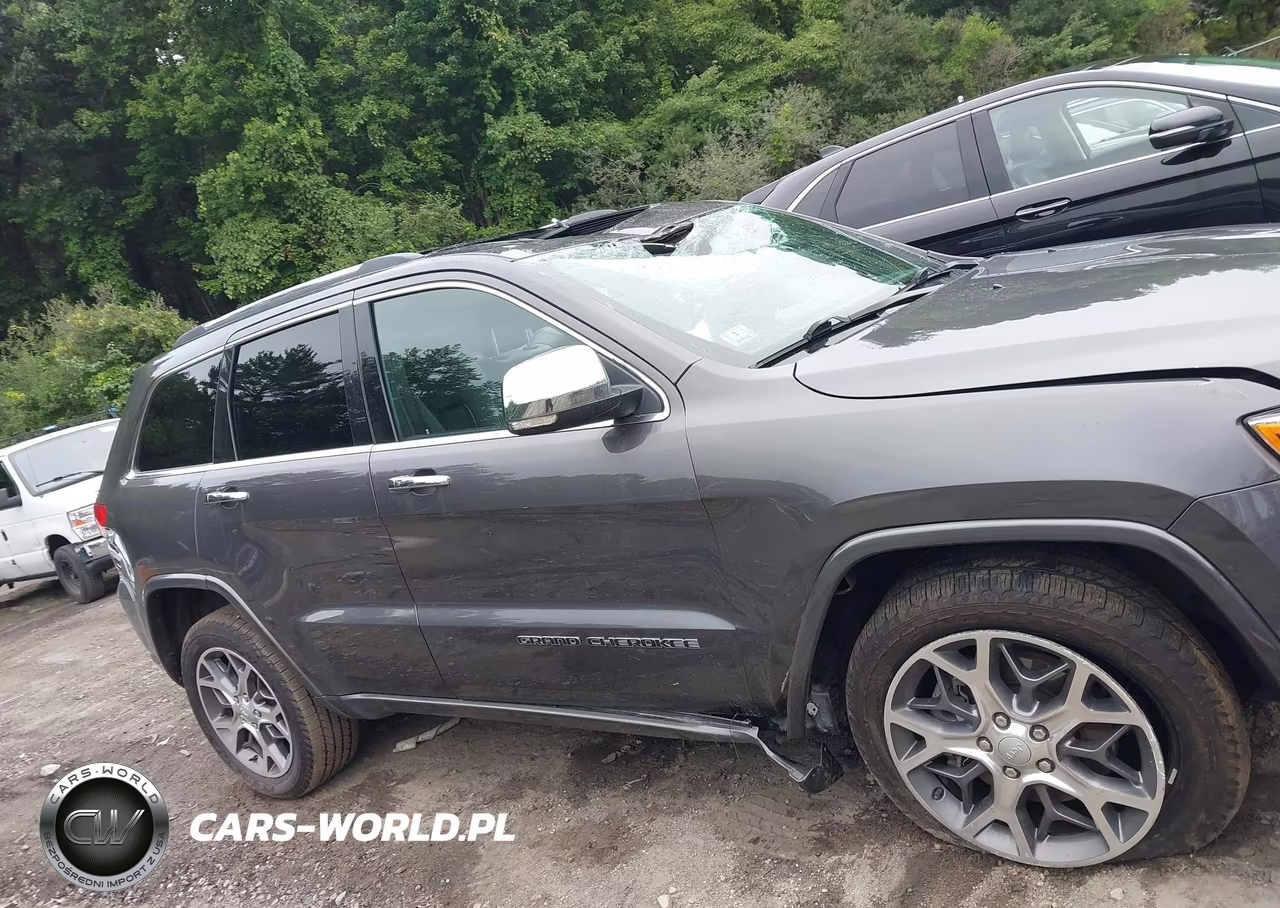 2021 Jeep Grand Cherokee Overland 4X4 VIN:1C4RJFCG6MC787170 - 13