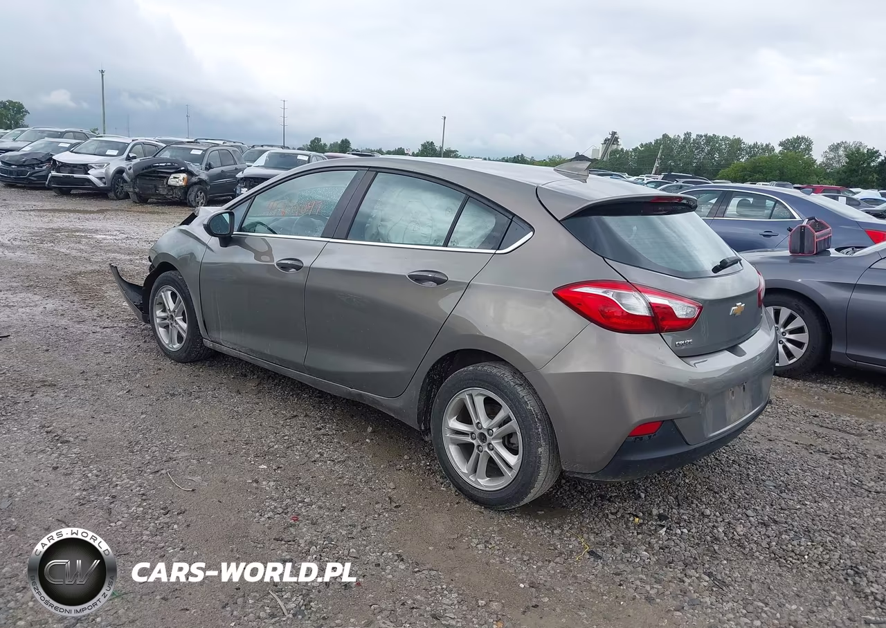 2018 Chevrolet Cruze Lt Auto VIN:3G1BE6SM2JS576897 - 3